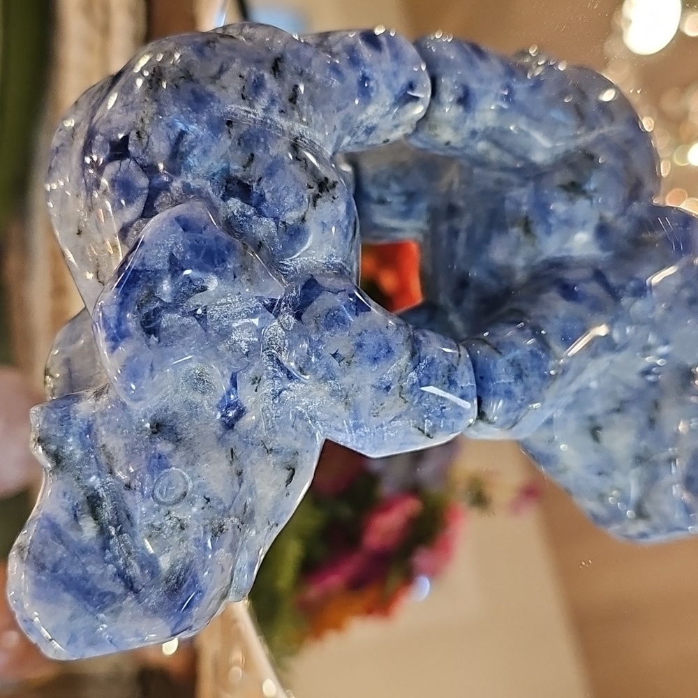 Soladite Elephant 4.0" x 3.0" UV Pink